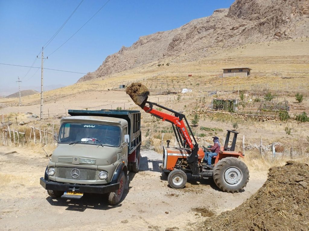 مصالح ساختمانی (ماسه پوکه آهک خاک سنگ پی) کود